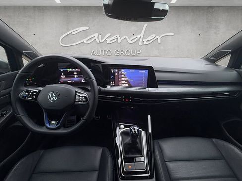 Used 2024 Volkswagen Golf R image 20