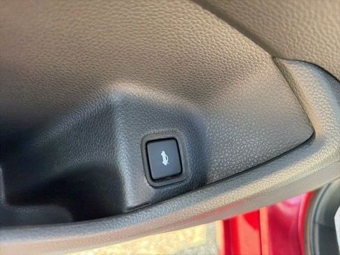 Used 2019 Honda Accord LX image 14