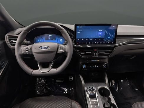 Used 2024 Ford Escape ST-Line Select w/ Tech Pack #2 image 5