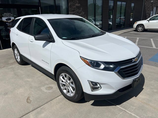 Used 2021 Chevrolet Equinox LS w/ LS Convenience Package FWD image 2