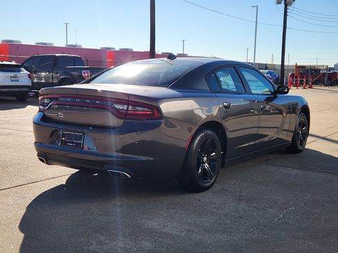 Used 2023 Dodge Charger SXT image 6