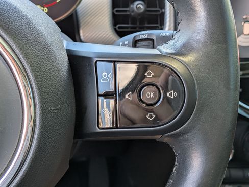 Used 2024 MINI Cooper 2-Door Hardtop FWD image 20