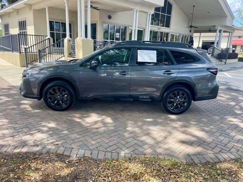 Used 2025 Subaru Outback Onyx Edition AWD/4WD image 2