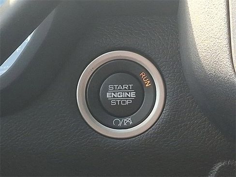 Used 2023 RAM 3500 Tradesman w/ Chrome Appearance Group image 21