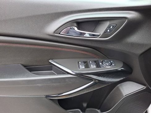 Used 2025 Chevrolet Trax RS w/ Driver Confidence Package image 12