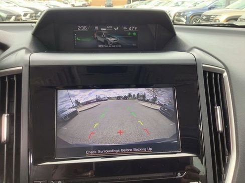 Used 2022 Subaru Forester Premium image 13