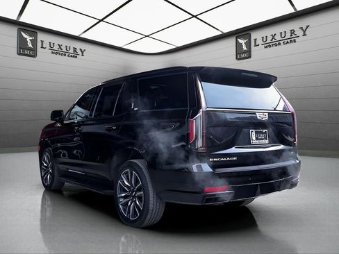 Used 2023 Cadillac Escalade Sport image 6