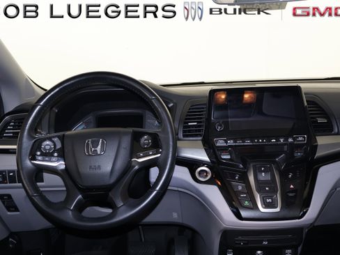 Used 2023 Honda Odyssey Touring image 14