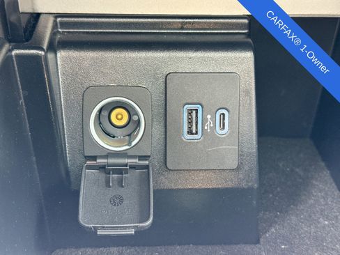 Used 2023 Ford Explorer XLT w/ Equipment Group 202A AWD/4WD image 37