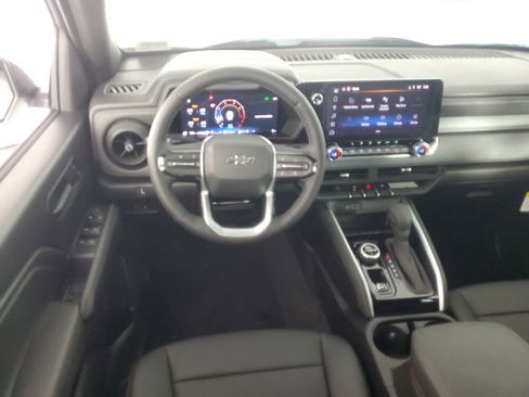 New 2026 Chevrolet Colorado Trail Boss AWD/4WD image 14