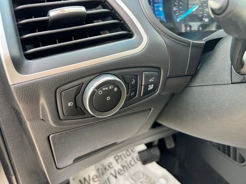 Certified 2023 Ford Edge SEL w/ Convenience Package AWD/4WD image 7