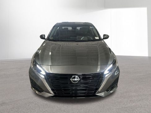 Certified 2023 Nissan Altima 2.5 SV FWD image 31