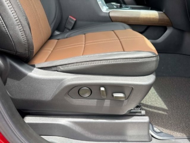 New 2026 Chevrolet Silverado 2500 High Country w/ High Country Premium Package AWD/4WD image 16