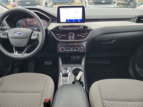 Certified 2021 Ford Escape SE w/ Cold Weather Package image 11