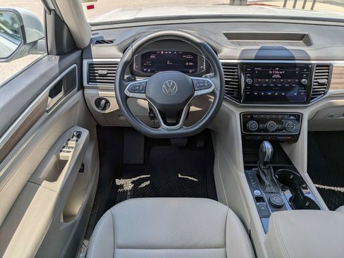 Used 2023 Volkswagen Atlas SEL AWD/4WD image 21