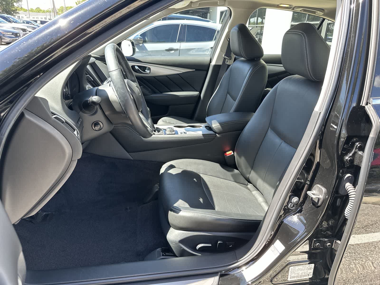 Used 2024 INFINITI Q50 Luxe w/ Cargo Package RWD image 3