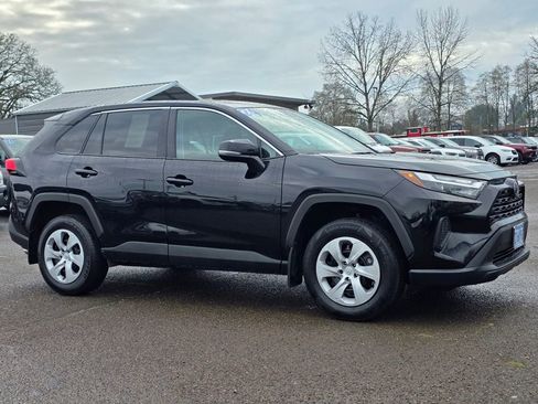 Used 2024 Toyota RAV4 LE image 27