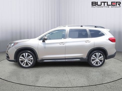 Used 2019 Subaru Ascent Limited w/ Popular Package #3 AWD/4WD image 3