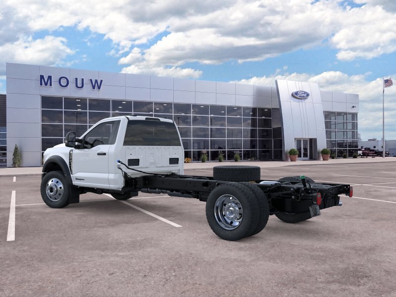 New 2025 Ford F550 4x4 Regular Cab Super Duty w/ XLT Value Package image 4