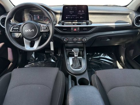 Used 2023 Kia Forte LXS FWD image 10