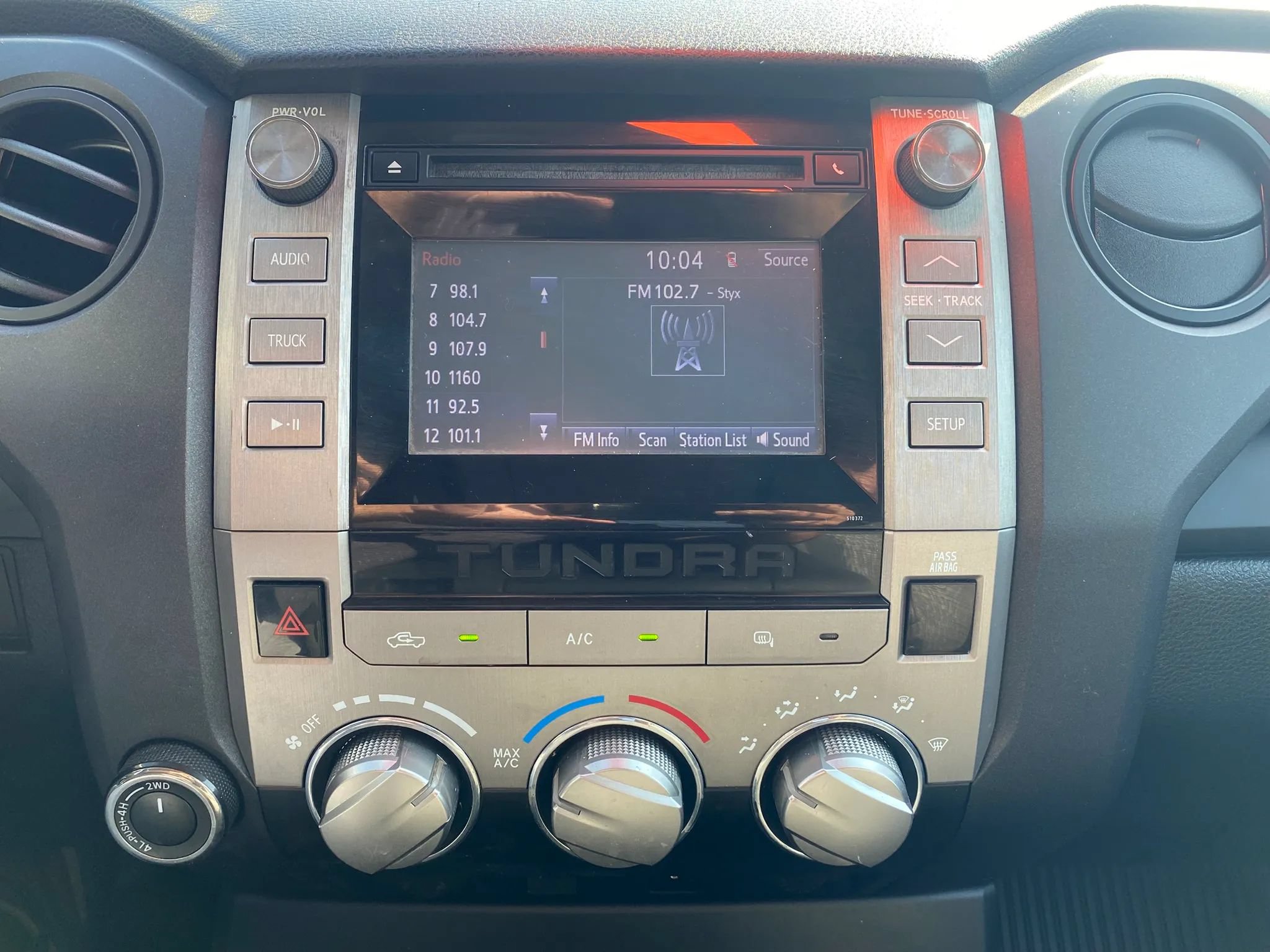 Used 2019 Toyota Tundra SR AWD/4WD image 13