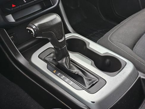 Used 2016 Chevrolet Colorado LT image 34