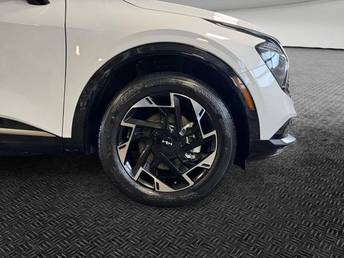 Certified 2023 Kia Sportage SX image 11