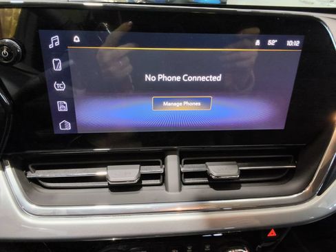Used 2026 Chevrolet Trax LT w/ Driver Confidence Package FWD image 24