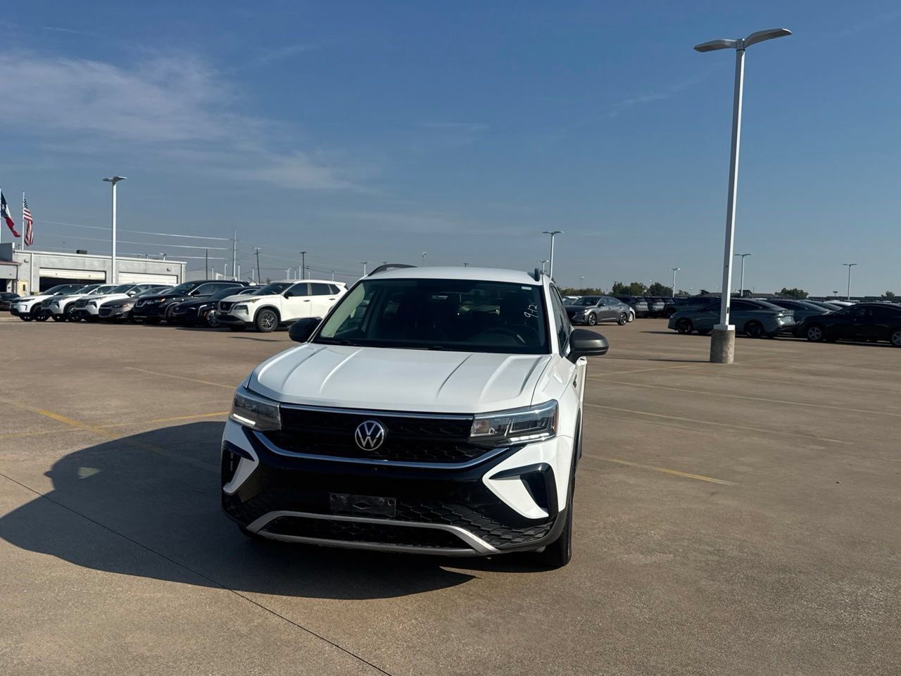 Used 2022 Volkswagen Taos S FWD image 6