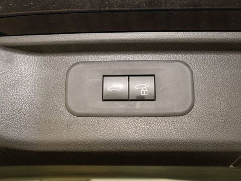 Used 2025 Toyota Grand Highlander FWD image 6