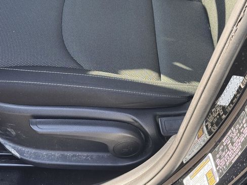 Used 2023 Kia Forte LXS w/ LXS Technology Package FWD image 6