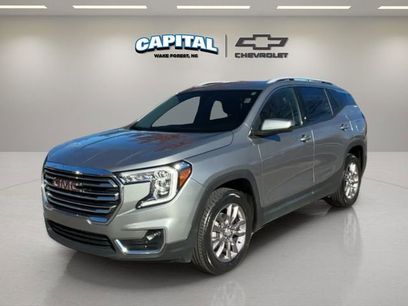 Used 2023 GMC Terrain SLT
