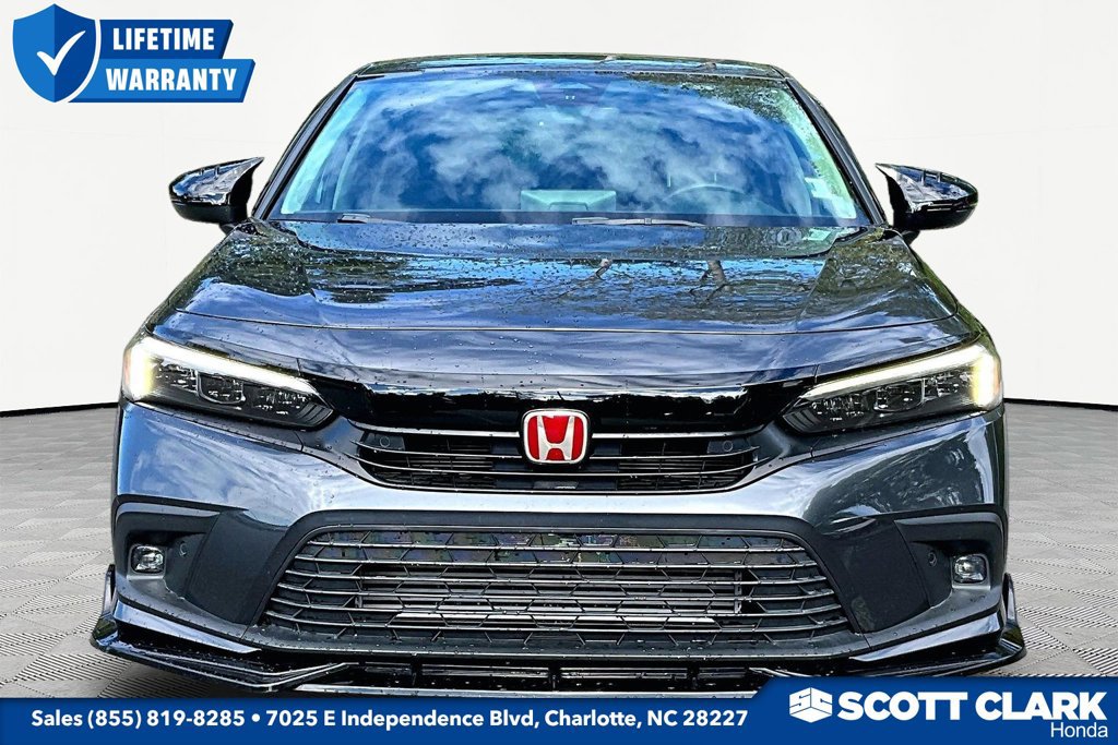 Used 2024 Honda Civic Touring image 2