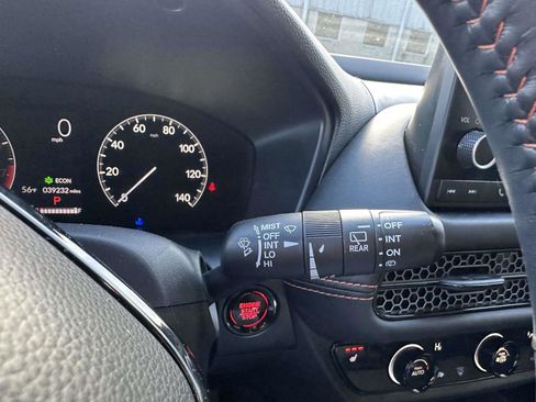 Used 2023 Honda HR-V Sport image 28