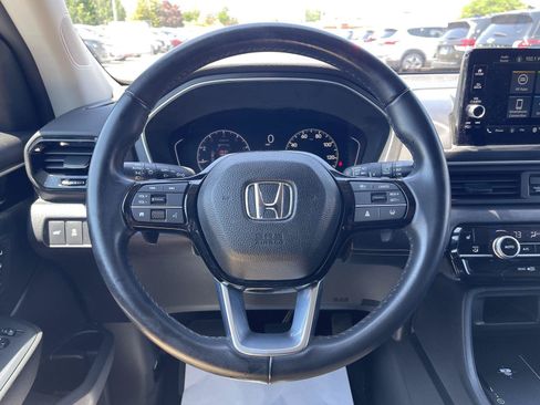 Used 2023 Honda Pilot EX-L image 6