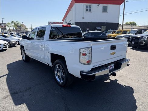 Used 2018 Chevrolet Silverado 1500 LT w/ Texas Edition image 4