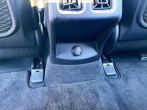 Certified 2025 Kia Sorento EX w/ Panoramic Sunroof Package image 26