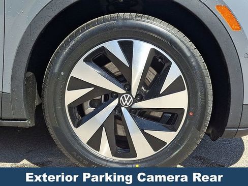 Used 2023 Volkswagen ID.4 Pro image 10