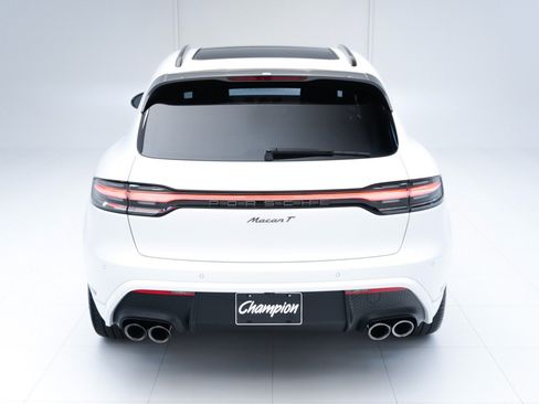 Certified 2023 Porsche Macan Turbo AWD/4WD image 10
