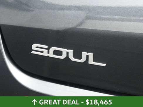 Used 2025 Kia Soul LX w/ LX Technology Package image 15