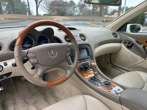 Used 2008 Mercedes-Benz SL 550 image 15