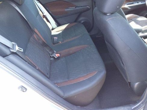 Used 2022 Nissan Kicks SR FWD image 9