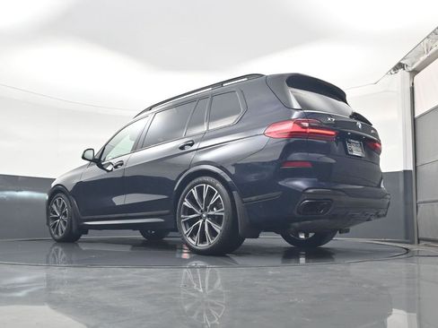 Used 2021 BMW X7 M50i w/ Executive Package image 24