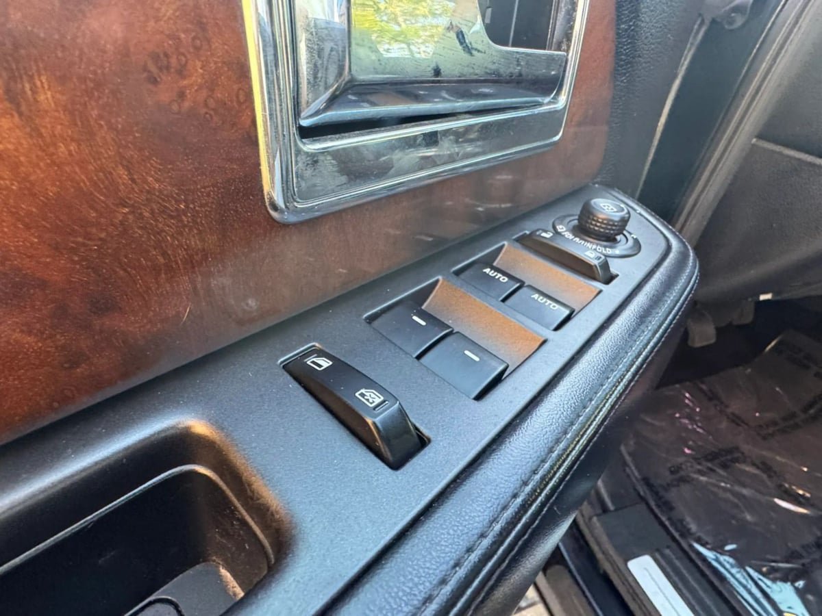 Used 2017 Lincoln Navigator Select AWD/4WD image 20