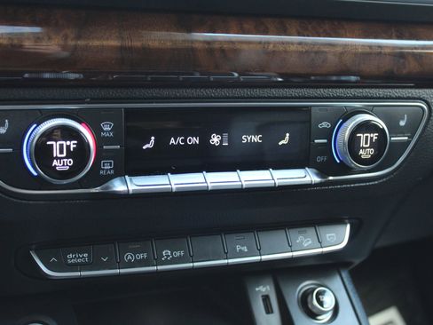 Used 2018 Audi Q5 2.0T Premium Plus w/ Premium Plus Package image 33