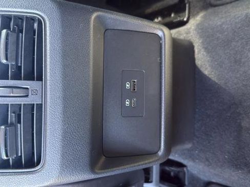 Used 2023 Nissan Rogue SV image 17