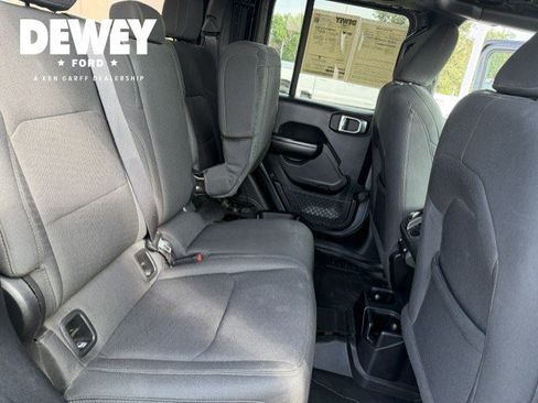 Used 2020 Jeep Gladiator Sport w/ Quick Order Package 24S AWD/4WD image 29