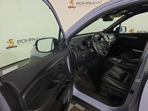 Used 2022 Honda Pilot TrailSport image 17