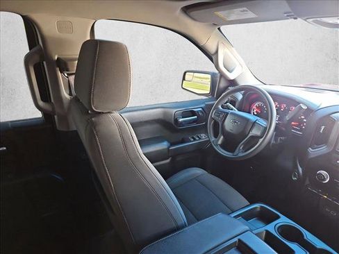 Used 2022 Chevrolet Silverado 1500 Custom AWD/4WD image 2