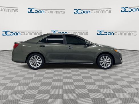 Used 2012 Toyota Camry XLE FWD image 9
